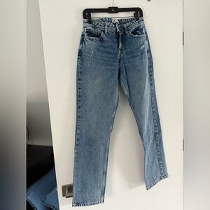 Zara Low Rise Straight Leg Jean